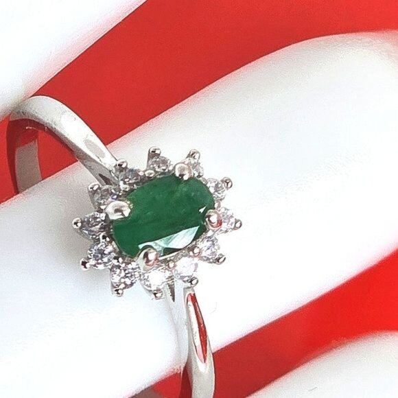 925 Sterling Silver Ring with Natural Oval Emerald 3.5x6mm & CZ - Picture 6 of 12